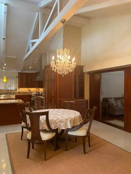Holiday home Best Vacation Rental House Close To Kahala Beach ! Honolulu