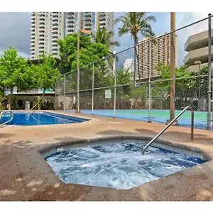 Apartamento Spacious W/ Parking, Beach/mall/park, Honolulu
