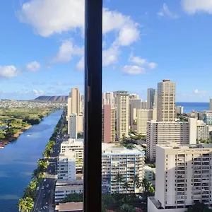 Waikiki High Floor Views Beaches Convention Center Honolulu